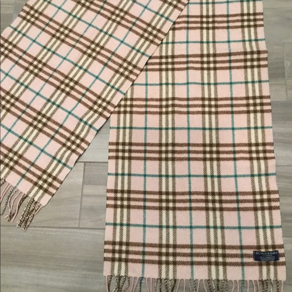 BURBERRY VINTAGE 100% CASHMERE NOVA CHECK FRINGE SCARF - Picture 4 of 5